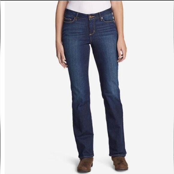 LN EDDIE BAUER SLIGHTLY CURVY BOOT CUT JEANS SZ. 12 - Picture 1 of 5